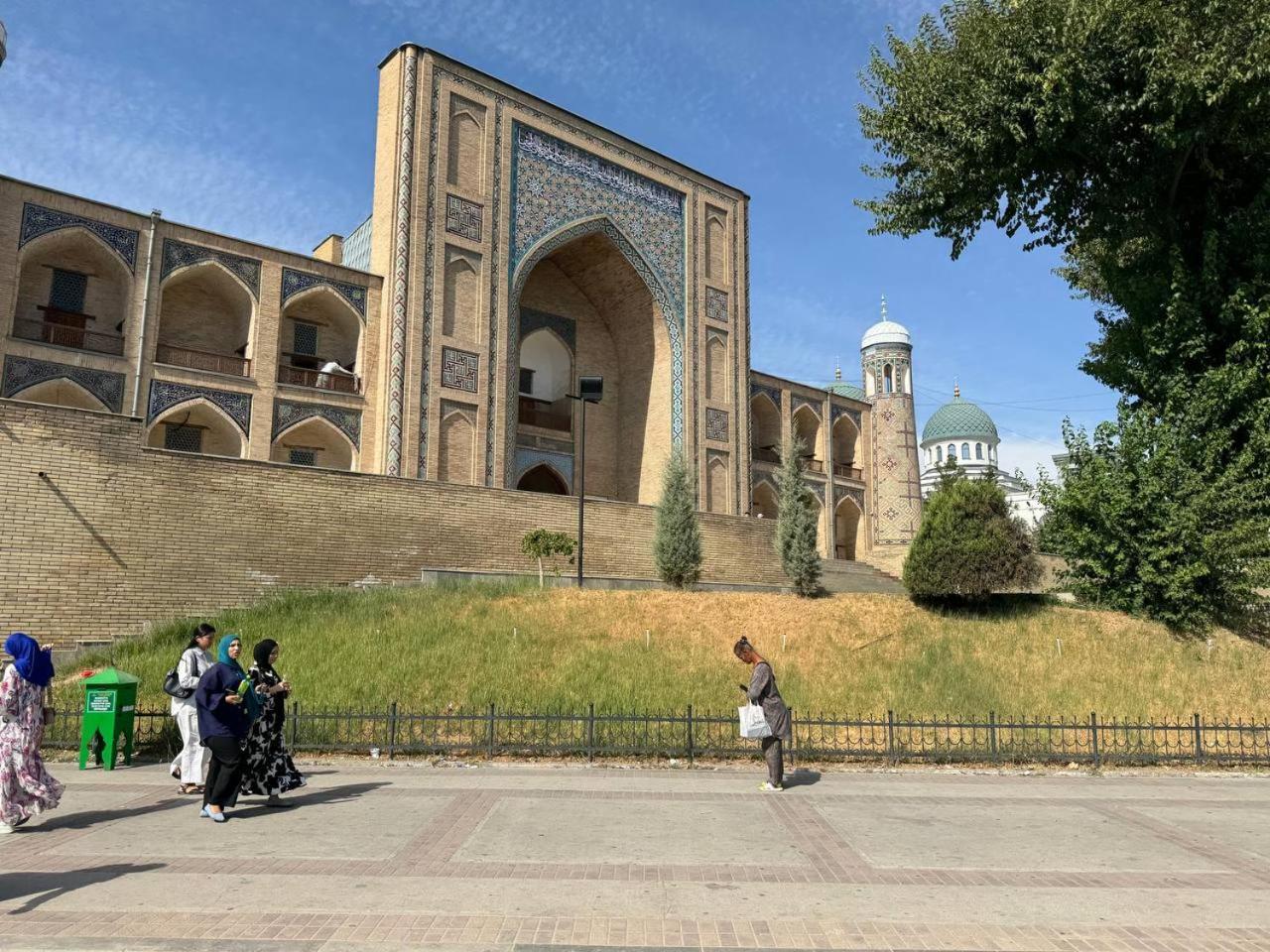 Abay Street- Tashkent City Center Kültér fotó